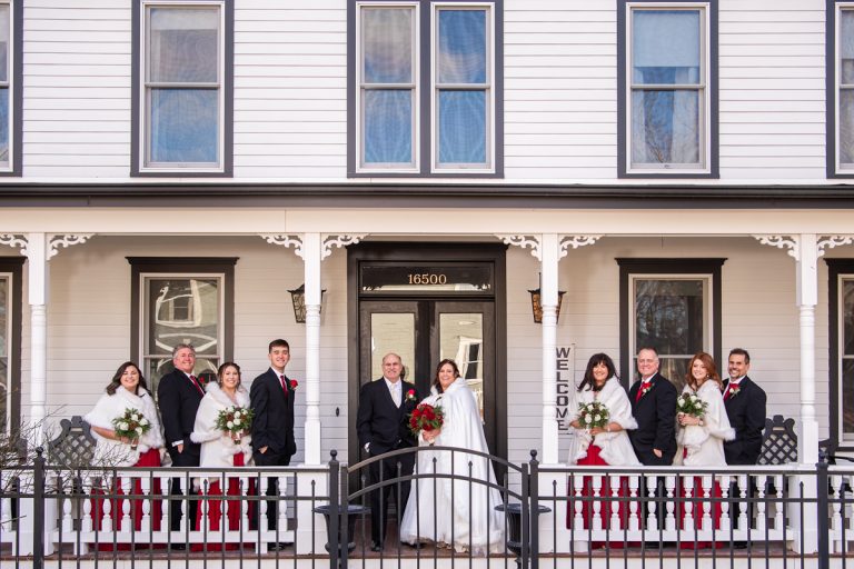Read more about the article Jamesport Manor Inn Wedding | The Whitecap | Christmas Themed Wedding